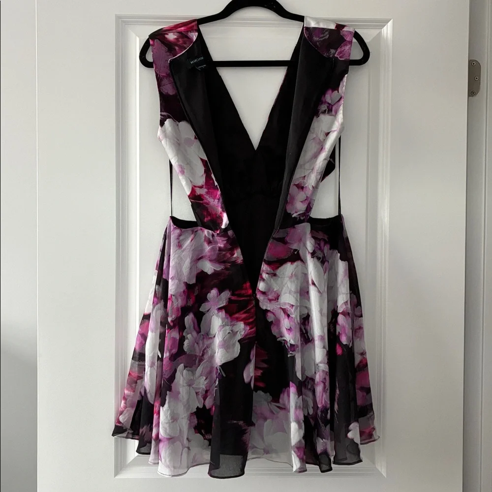 Marciano Size S Floral Cut-Out Waist Flowy Mini Dress - Picture 4 of 8
